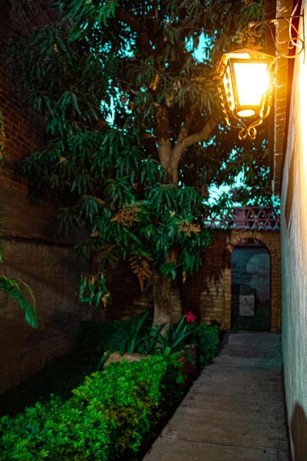 Villa Flores, Casa En El Centro De Mascota Buitenkant foto